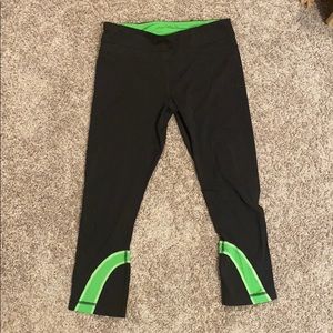 Lululemon Inspire Crops